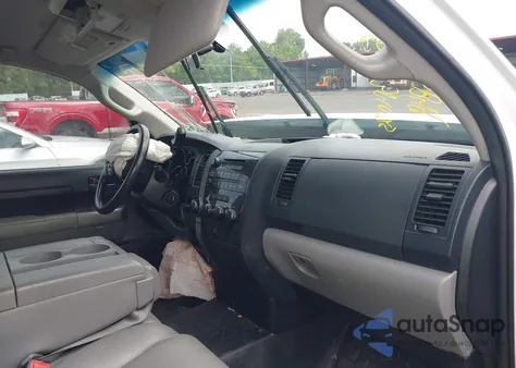 2013 Toyota Tundra Grade 5.7L V8 из США, поврежденный, VIN 5TFRY5F14DX143849